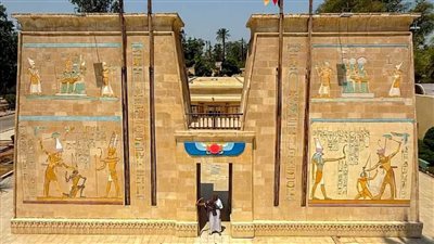 رحلة بالزمن.. يوم كامل داخل القرية الفرعونية يعيدك لأكثر من 3000 عام