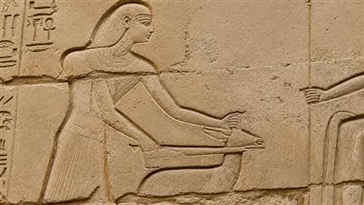 ذبح الأرخ واستخراج عين حورس..طقس مصري قديم يرمز لانتصار الخير على الشر