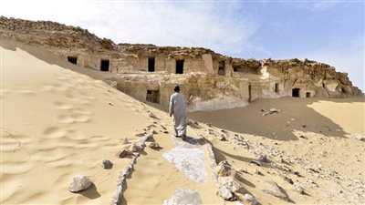 آثار مير في مرمى التعديات.. حديث عن لودر وحفر خلسة يثير القلق
