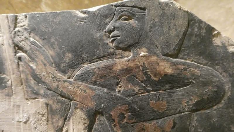 القطعة الأثرية 
