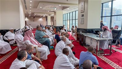 الشؤون السعودية تكثّف البرامج الشرعية للمعتمرين بمصليات فنادق مكة