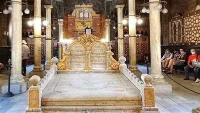جنيزة بن عزرا.. أوراق صغيرة كشفت أسرار مدينة كاملة  