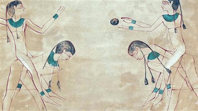 أطفال الفراعنة بعيدًا عن المعابد.. ألعاب وتعليم وحياة يومية
