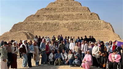 روّاد الحضارة يحتفي بشباب الجامعات.. زاهي حواس يكرّم المشاركين في التدريب 