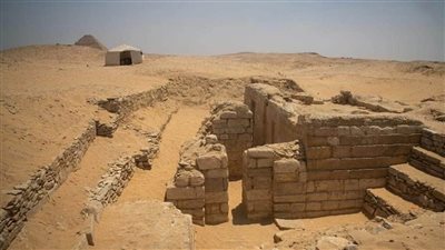 ابنه قاضٍ ووالده يدير الأراضي.. مفاجآت  تكشف حكاية عائلة مصرية قديمة