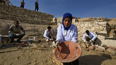 125% للجهود غير العادية و100% حافزًا.. تفاصيل مكافآت العاملين بالآثار