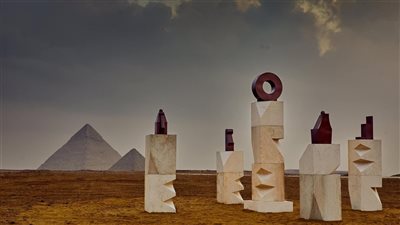 من خوفو إلى الفن المعاصر.. الأهرامات تستعد لاحتضان «الأبد هو الآن»