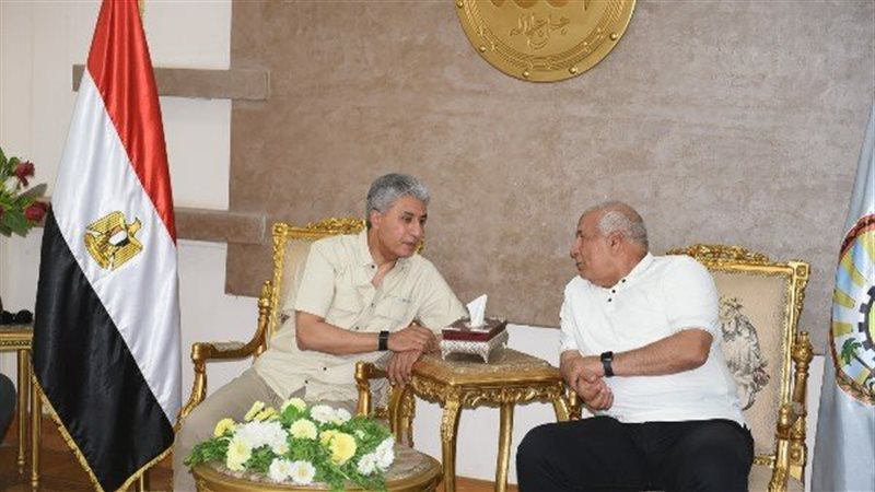 لقاء وزير السياحة اليوم