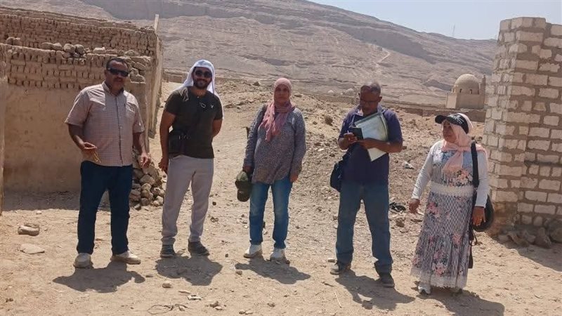 لجنة الآثار 
