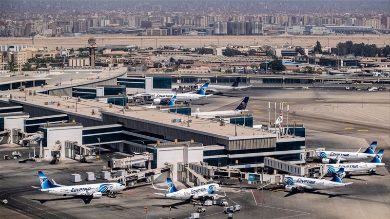 مطار القاهرة 