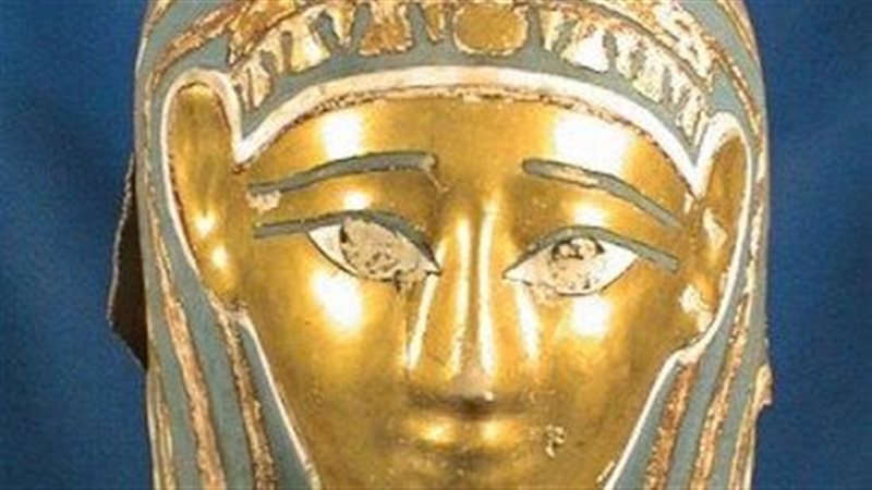 القناع الذهبي 