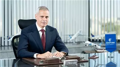 أحمد عادل: جائزة Skytrax ثمرة جهود وعطاء أسرة مصر للطيران