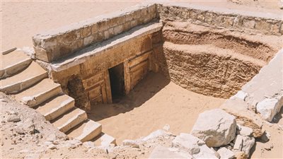 كيف يقرأ علماء الآثار المقبرة؟ 7 عناصر تكشف تاريخها