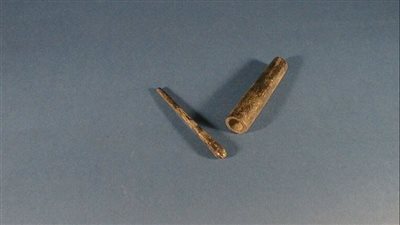 كحل من عصر الدولة الحديثة.. قطعة من حجر السلت تكشف جانبًا من زينة المصريين