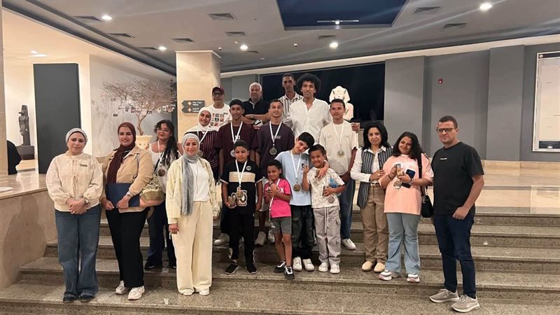 10 أطفال من مستشفى 57357