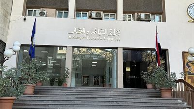 مبنى الزمالك يترقب مستقبله.. رحلة انتقال موظفي الآثار إلى مقرات جديدة