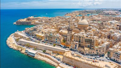 مصر ومالطا تفتحان مسارات جديدة للسياحة.. من الرحلات المباشرة إلى رحلات الكروز