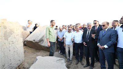 وزير السياحة يوجه بإعداد خطة متكاملة لإعادة بناء معبد بهبيت الحجارة بالغربية