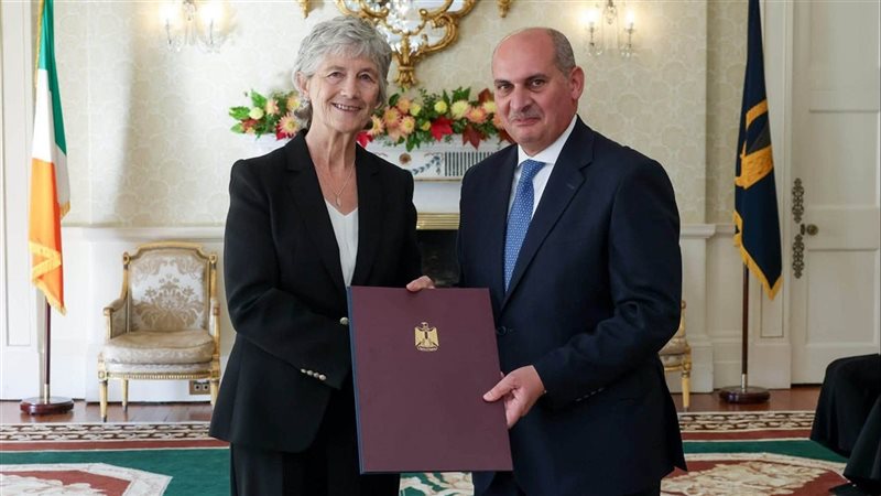 السفير أسامة الهادي
