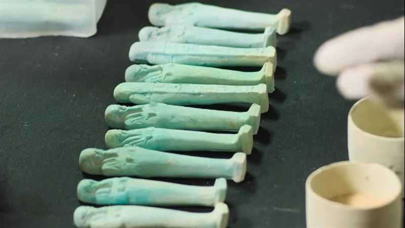 القطعة الأثرية 