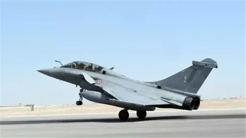 الطائرة