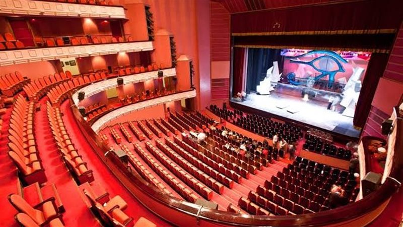المسرح الكبير بدار الأوبرا المصرية 