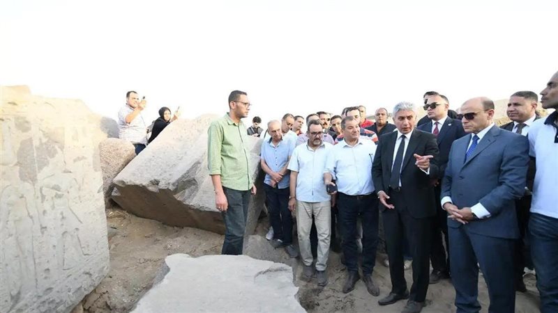 وزير السياحة